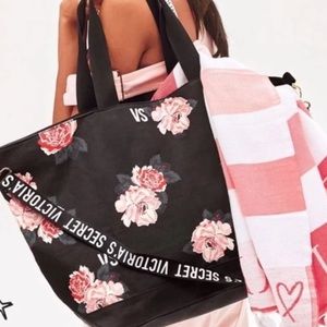 *reserved vs weekender tote bag & blanket